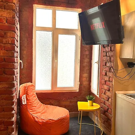 Authentic Flat Close To Istiklal Avenue Daire *